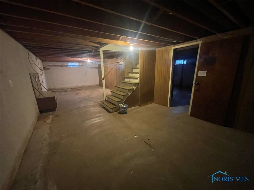 Image for MINIMUM BID AUCTION $99,000! 4704 Sutton Pl