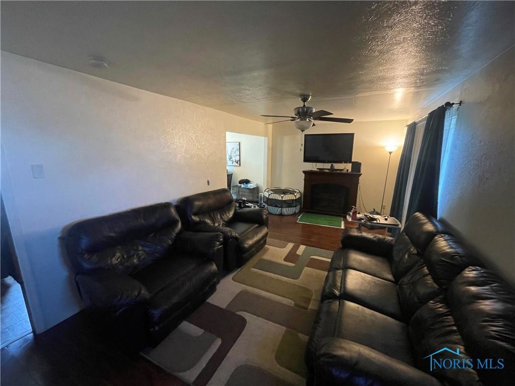 Image for ABSOLUTE AUCTION! 4323 Shawn Terrace