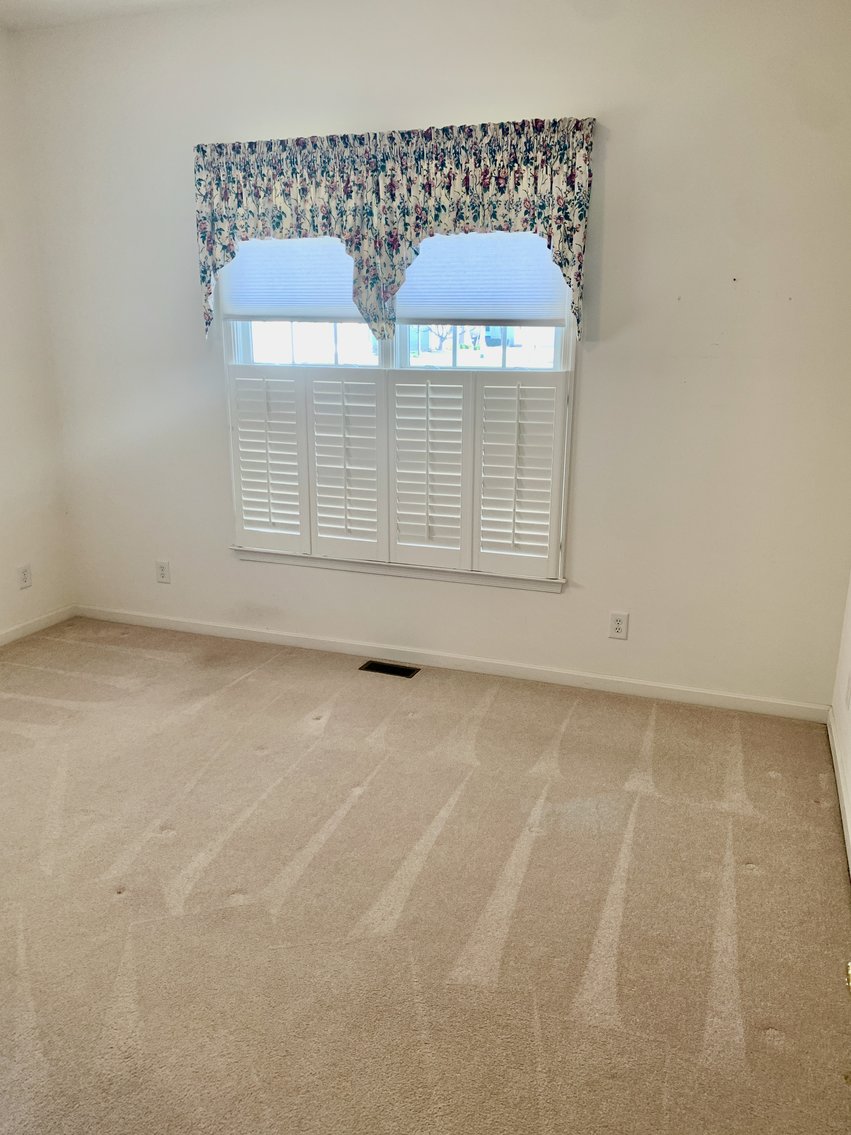 Image for 2 BR/2 BA Home in Desirable 55+ Community Minutes from Downtown Fredericksburg, VA--SELLING to the HIGHEST BIDDER!!