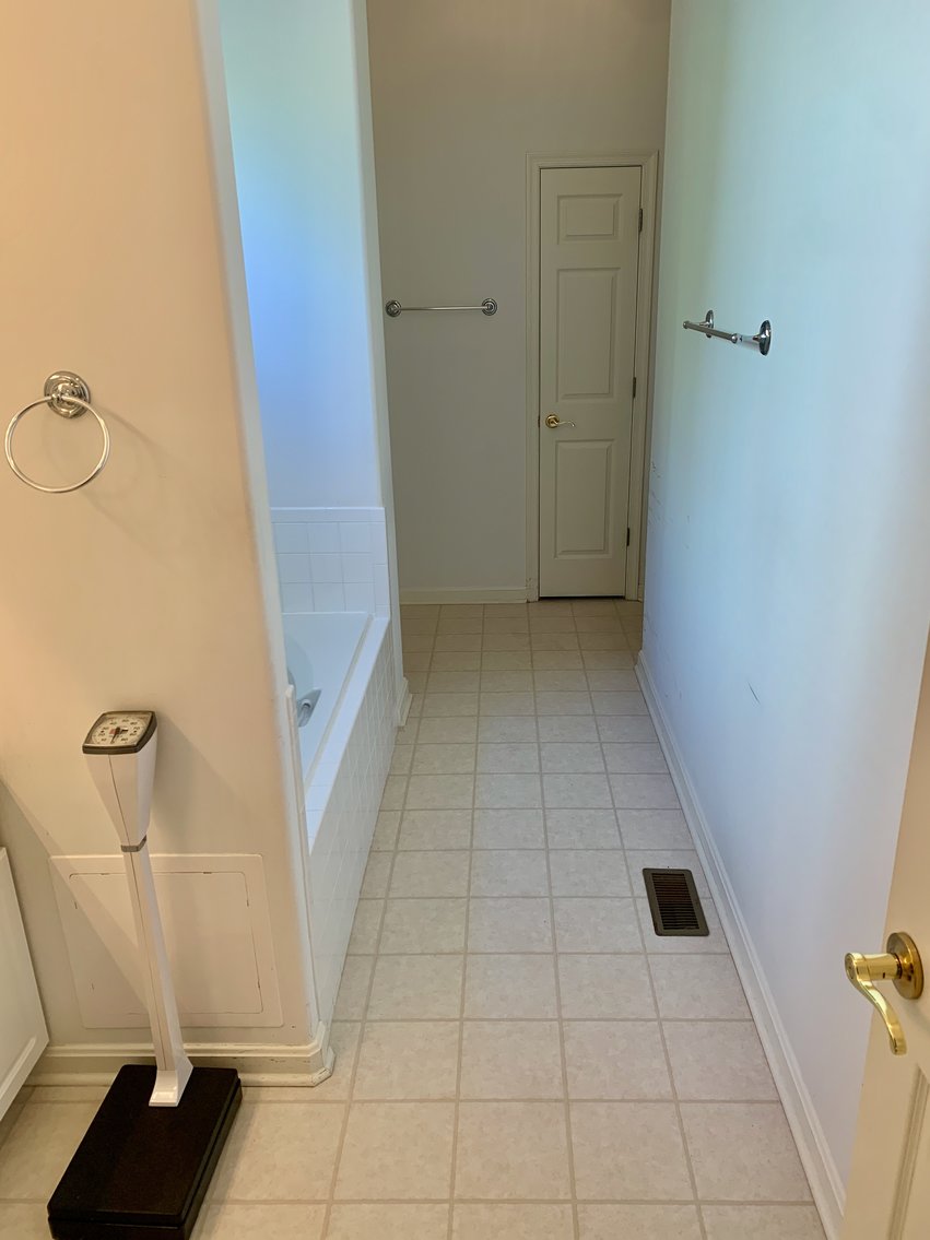 Image for 2 BR/2 BA Home in Desirable 55+ Community Minutes from Downtown Fredericksburg, VA--SELLING to the HIGHEST BIDDER!!