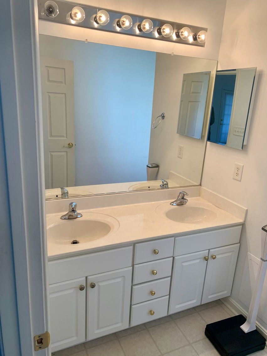 Image for 2 BR/2 BA Home in Desirable 55+ Community Minutes from Downtown Fredericksburg, VA--SELLING to the HIGHEST BIDDER!!