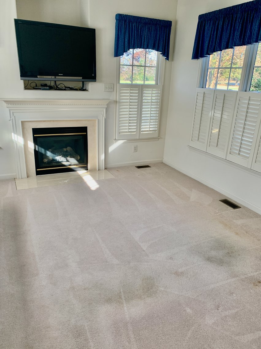 Image for 2 BR/2 BA Home in Desirable 55+ Community Minutes from Downtown Fredericksburg, VA--SELLING to the HIGHEST BIDDER!!