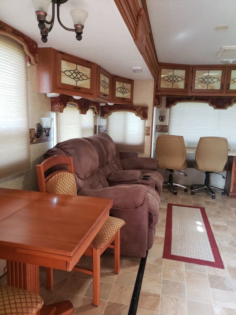 Image for 2007 Jayco Designer Series 5th Wheel Travel Trailer