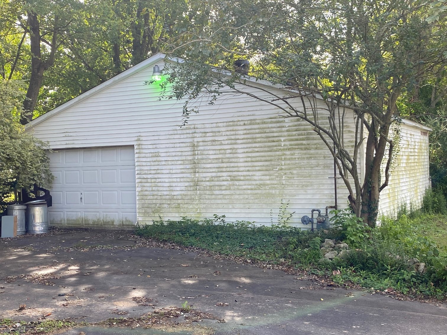 Image for ABSOLUTE ONLINE AUCTION