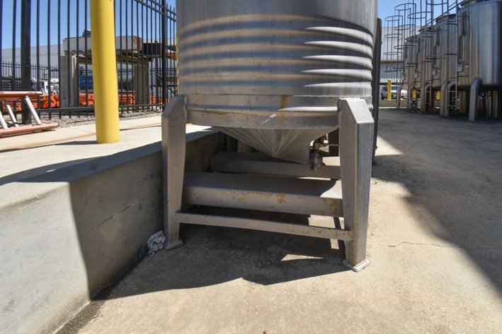 Image for ***SOLD*** MJK0959 Stainless Steel Keg style Tank 230 Gallons