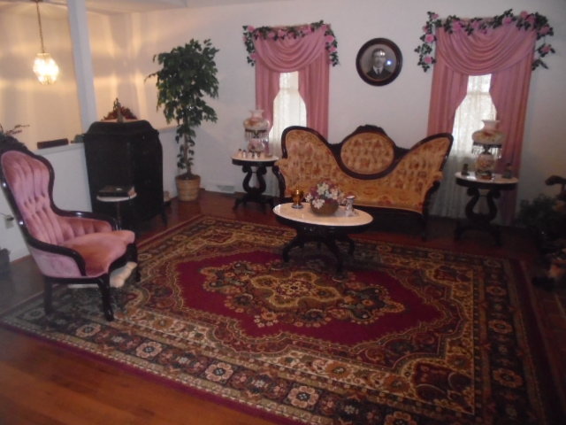 Image for RESCHEDULED ESTATE AUCTION (LIVING, MOVING)