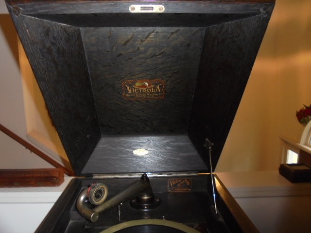 Image for RESCHEDULED ESTATE AUCTION (LIVING, MOVING)