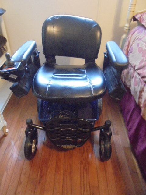 Image for RESCHEDULED ESTATE AUCTION (LIVING, MOVING)