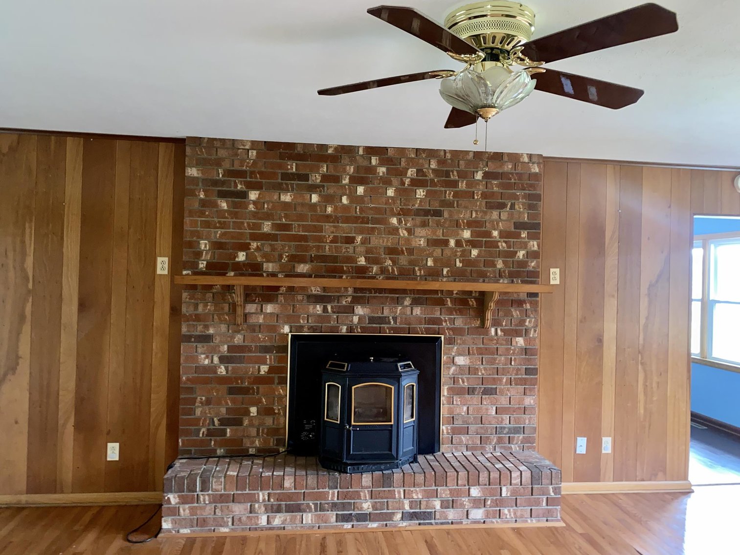 Image for SOLD $143,000 - Brick 3 Bedroom on 1.5 Acres Selling to the Highest Bidder