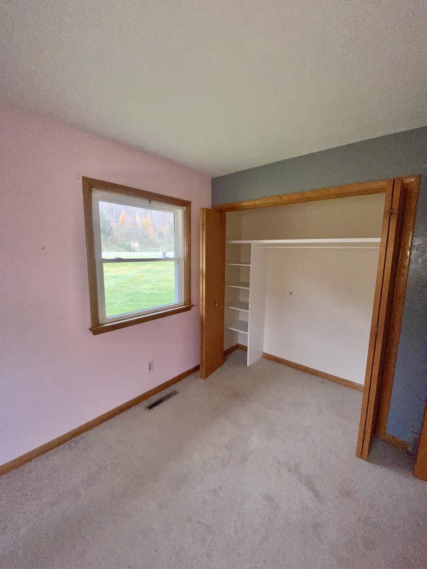 Image for SOLD $143,000 - Brick 3 Bedroom on 1.5 Acres Selling to the Highest Bidder