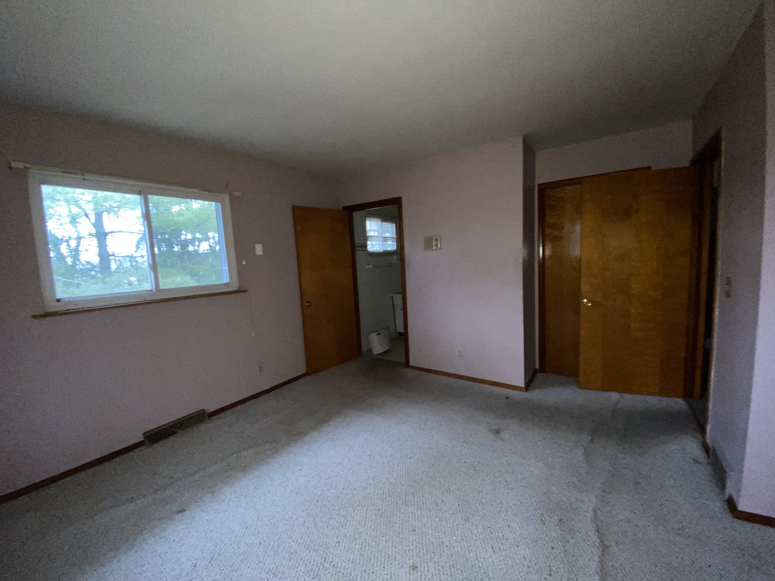 Image for Real Estate Auction w/ Vehicles