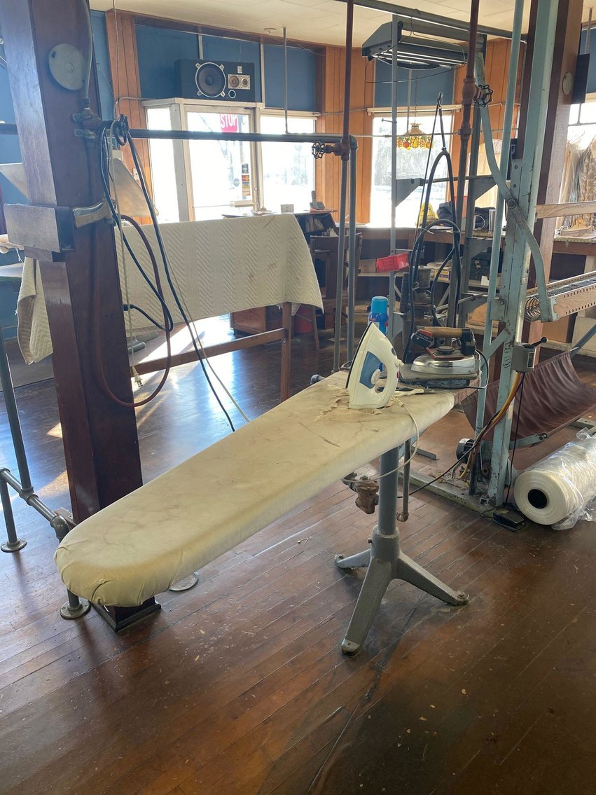 Image for Drapery/Blind Cleaning Equipment and Accessories, Appliances, Tools, Vehicle - Crescent Drapery & Blind Cleaning