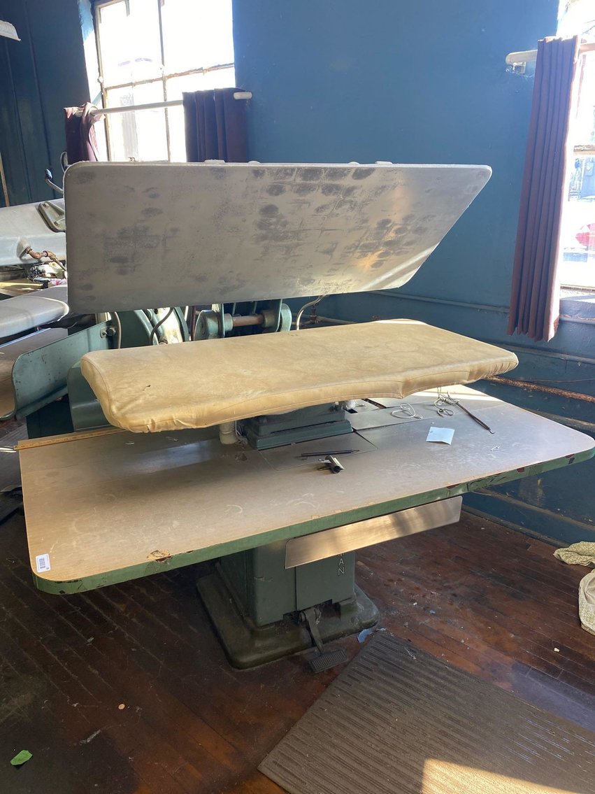 Image for Drapery/Blind Cleaning Equipment and Accessories, Appliances, Tools, Vehicle - Crescent Drapery & Blind Cleaning