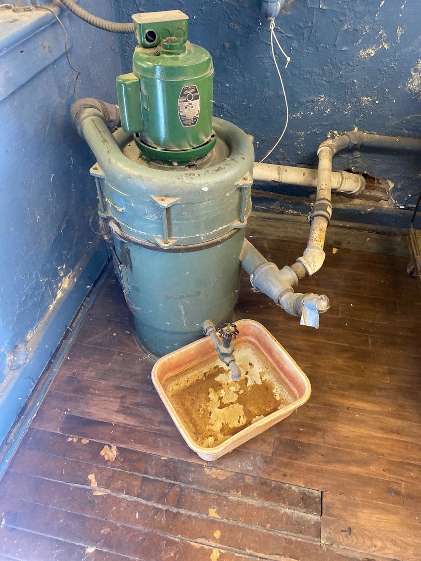 Image for Drapery/Blind Cleaning Equipment and Accessories, Appliances, Tools, Vehicle - Crescent Drapery & Blind Cleaning