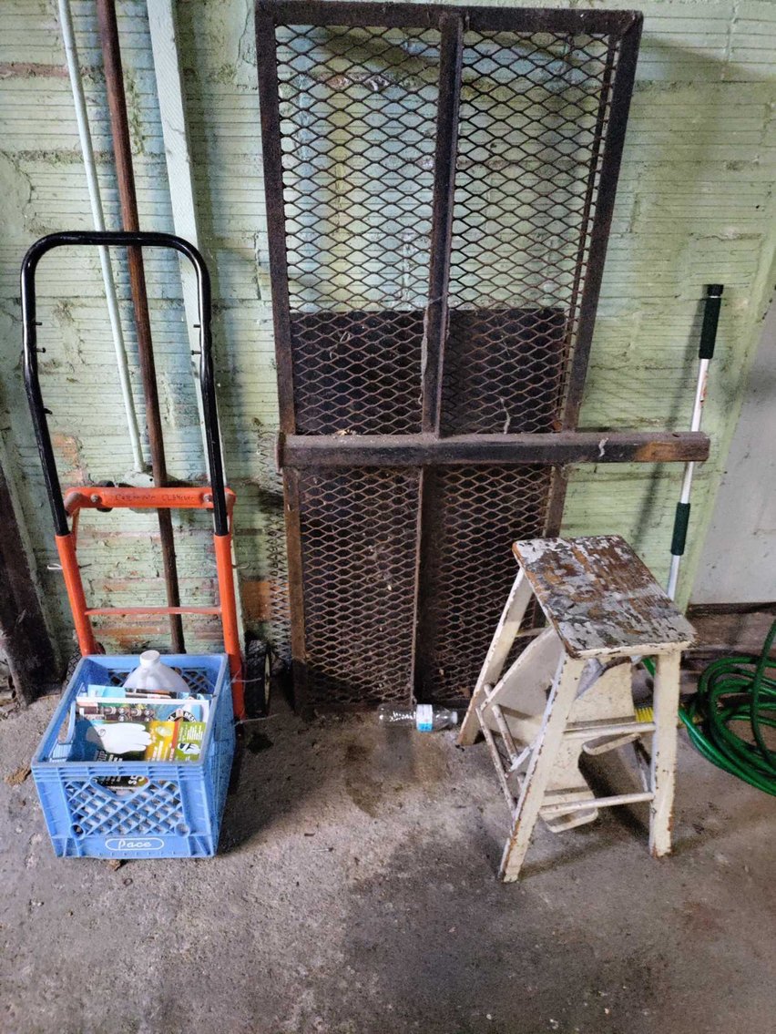 Image for Drapery/Blind Cleaning Equipment and Accessories, Appliances, Tools, Vehicle - Crescent Drapery & Blind Cleaning