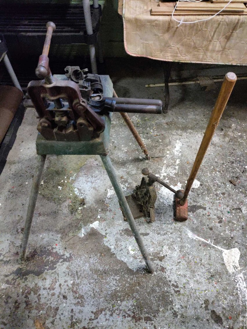 Image for Drapery/Blind Cleaning Equipment and Accessories, Appliances, Tools, Vehicle - Crescent Drapery & Blind Cleaning