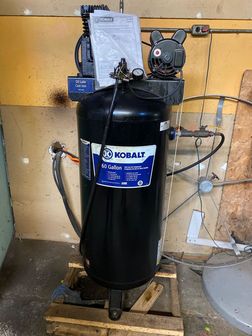 Image for Drapery/Blind Cleaning Equipment and Accessories, Appliances, Tools, Vehicle - Crescent Drapery & Blind Cleaning