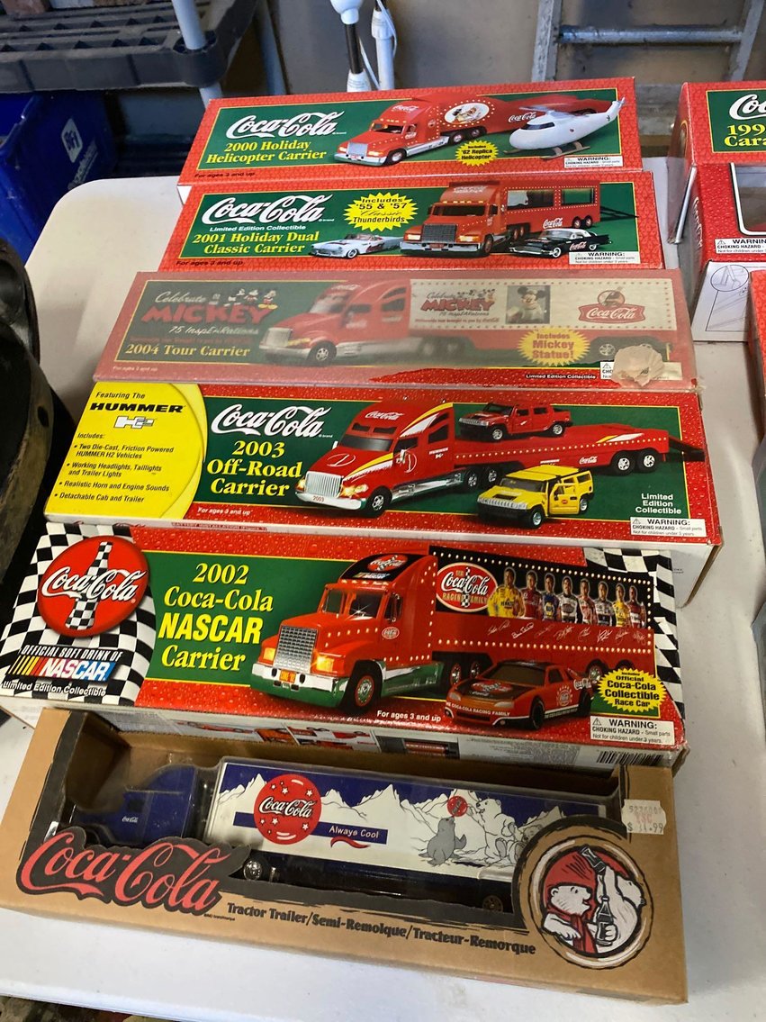 Image for Drapery/Blind Cleaning Equipment and Accessories, Appliances, Tools, Vehicle - Crescent Drapery & Blind Cleaning