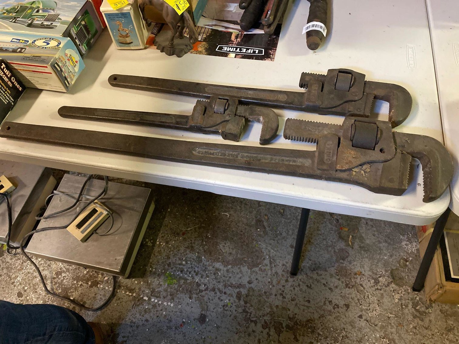 Image for Drapery/Blind Cleaning Equipment and Accessories, Appliances, Tools, Vehicle - Crescent Drapery & Blind Cleaning