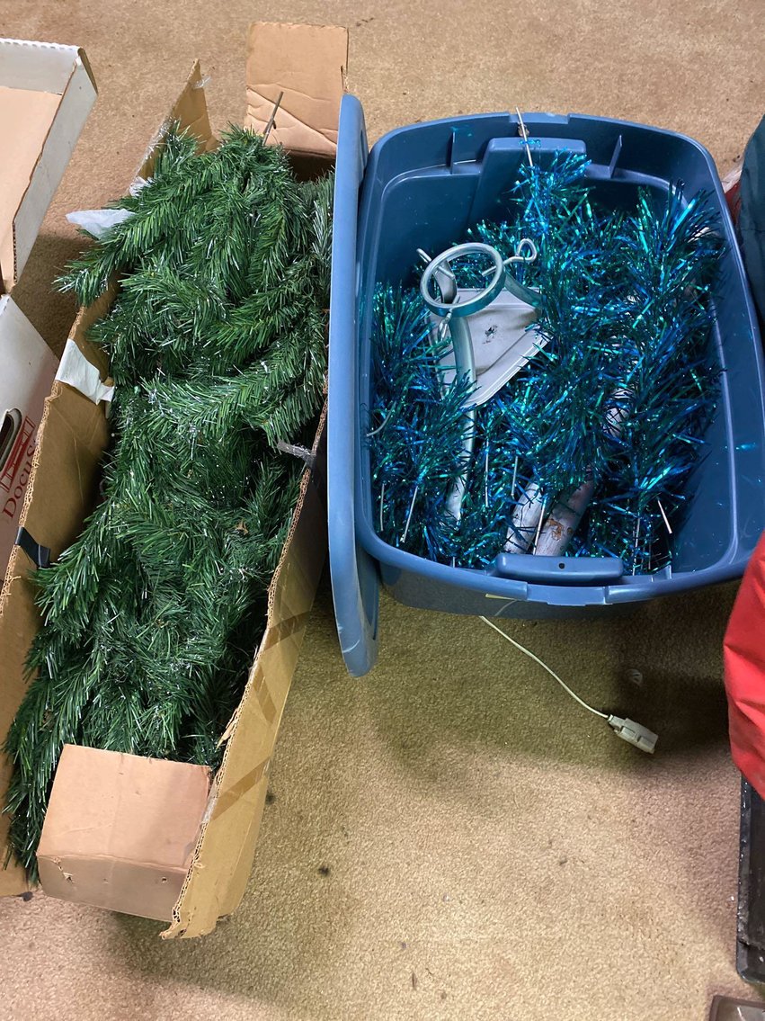 Image for Drapery/Blind Cleaning Equipment and Accessories, Appliances, Tools, Vehicle - Crescent Drapery & Blind Cleaning