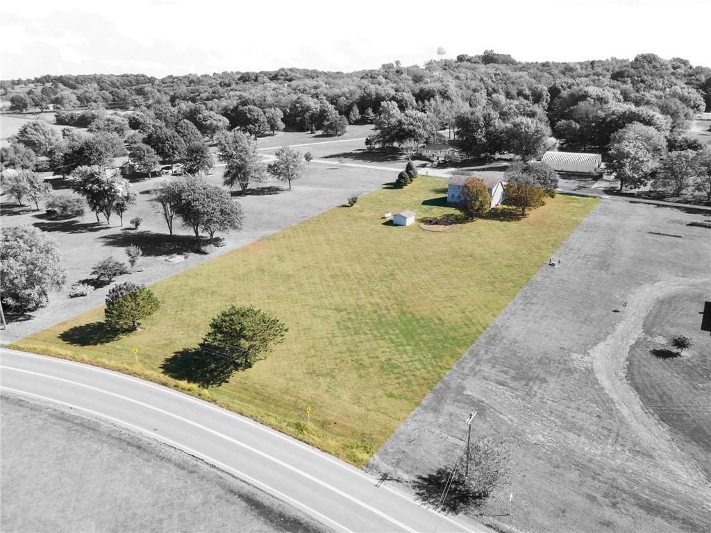 Image for 8869 Woodridge Dr. - Odessa, MO