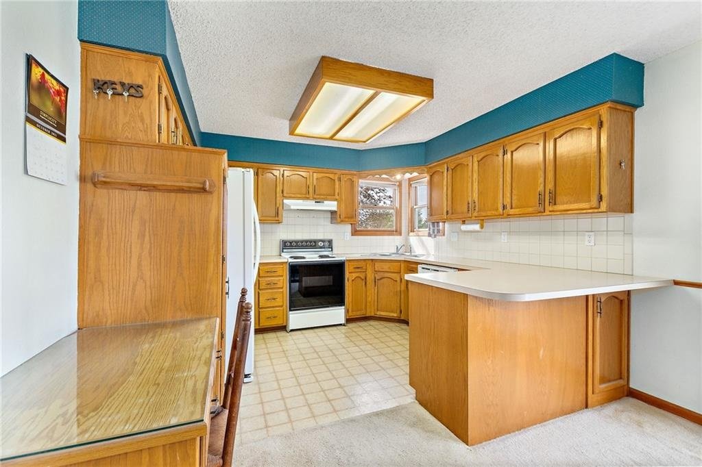 Image for 8869 Woodridge Dr. - Odessa, MO