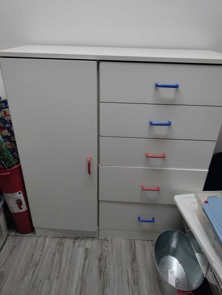 Image for John Deere Mower, Jewelry, Collectibles, Household, Furniture, Decor, Tools, Electronics (CR U)