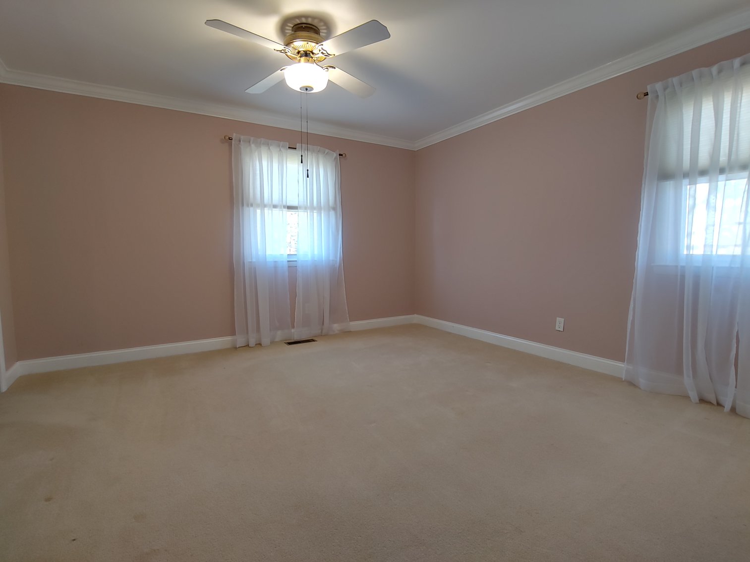 Image for 3 BR, 3 BA BRICK RANCHER W/ IN-LAW SUITE POTENTIAL & DETACHED GARAGE