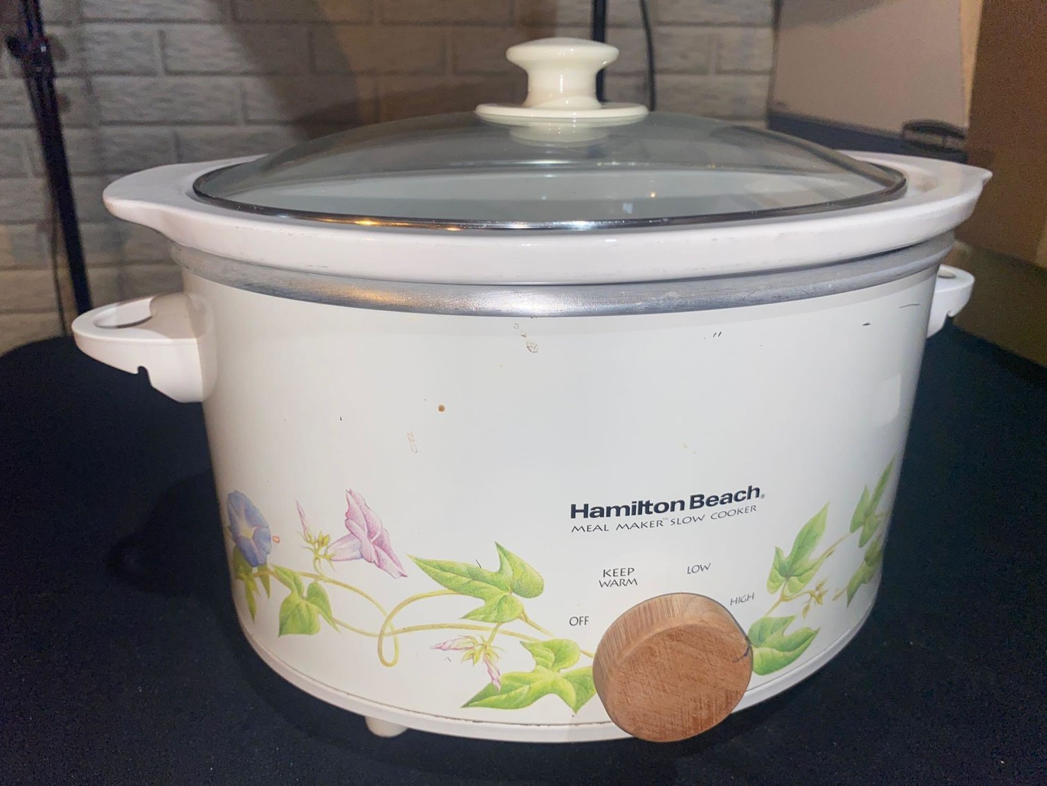 Image for Winter Consignment - Jewelry, Coins, Electronics, Collectibles, Glassware, Decor, Furniture