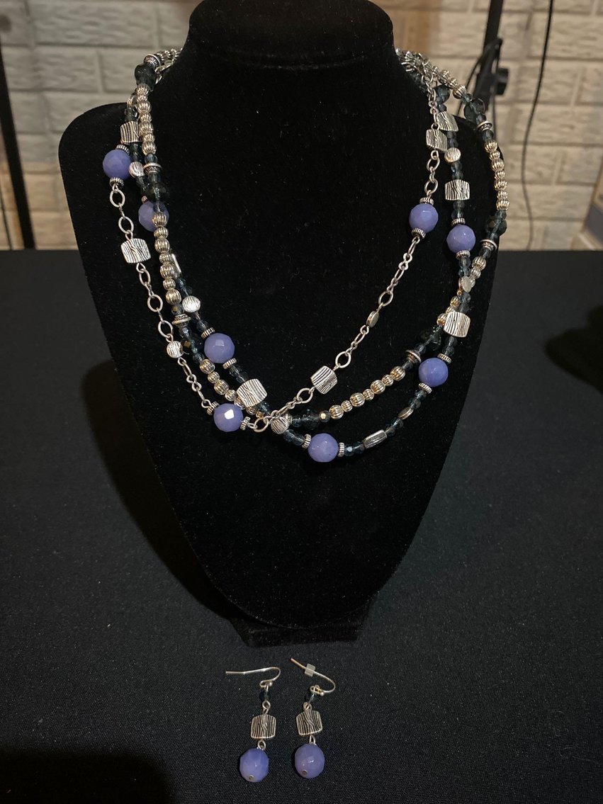 Image for Winter Consignment - Jewelry, Coins, Electronics, Collectibles, Glassware, Decor, Furniture