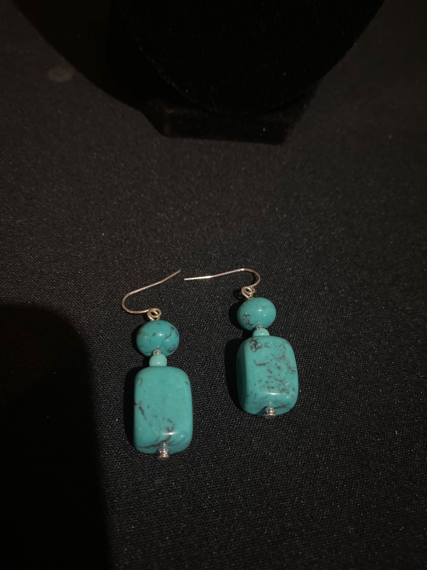 Image for Winter Consignment - Jewelry, Coins, Electronics, Collectibles, Glassware, Decor, Furniture