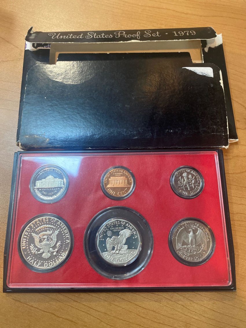 Image for Winter Consignment - Jewelry, Coins, Electronics, Collectibles, Glassware, Decor, Furniture