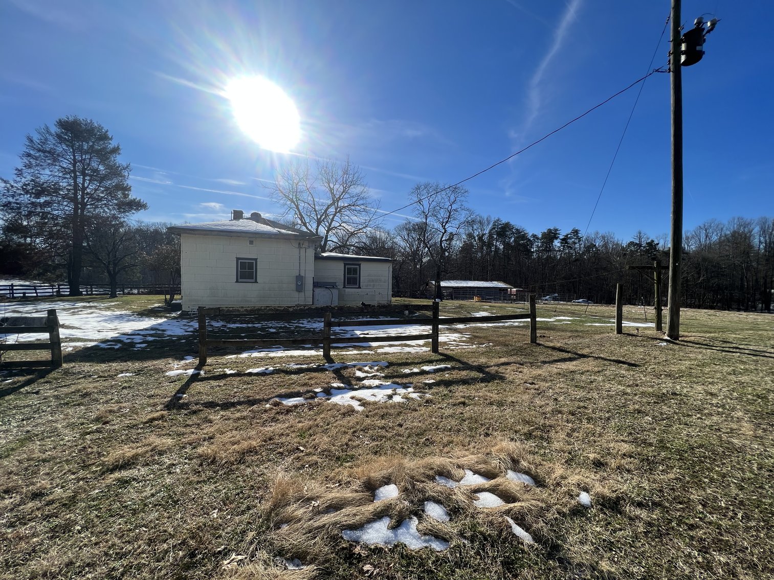 Image for Beautiful Country Living - 1,059 Sq. Ft-  2 Bedroom -1 Bath House - Barn and Work shop -  on 10.6 Acres - 14216 Woodland Church Rd