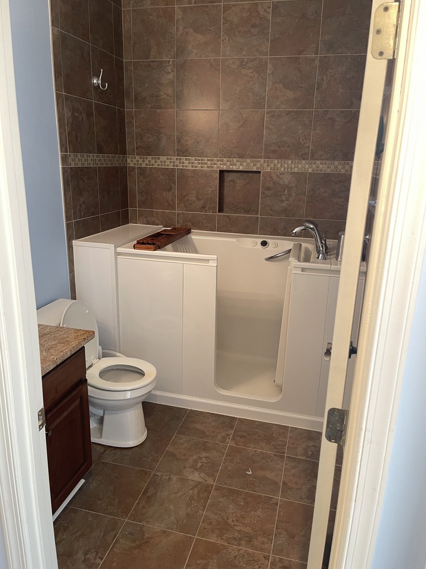 Image for 2 BR/2 BA Townhome in the Spring Lakes Community of Staunton, VA--SELLING to the HIGHEST BIDDER!!