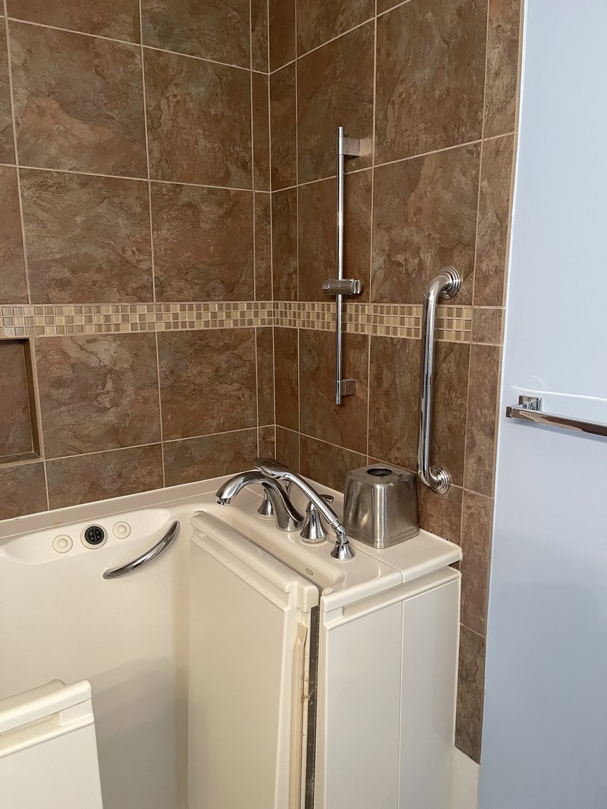 Image for 2 BR/2 BA Townhome in the Spring Lakes Community of Staunton, VA--SELLING to the HIGHEST BIDDER!!