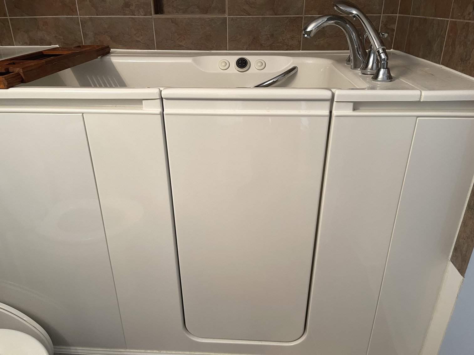 Image for 2 BR/2 BA Townhome in the Spring Lakes Community of Staunton, VA--SELLING to the HIGHEST BIDDER!!