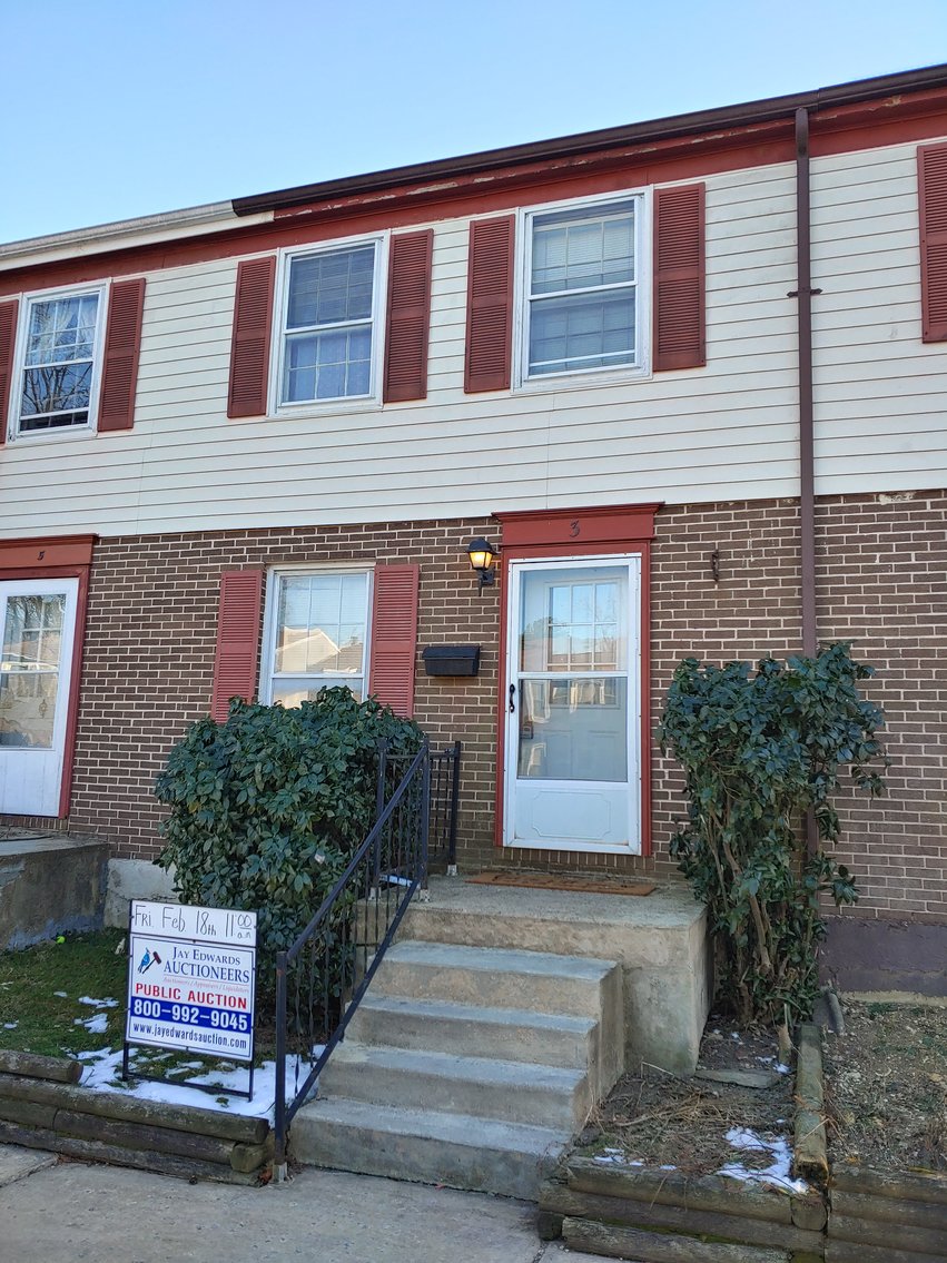 Image for 3 BR, 1.5 BA TOWNHOME