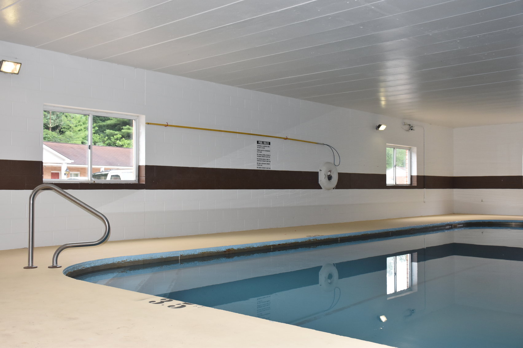 Image for SOLD $374,000 - 72 Room Hotel in Elkins