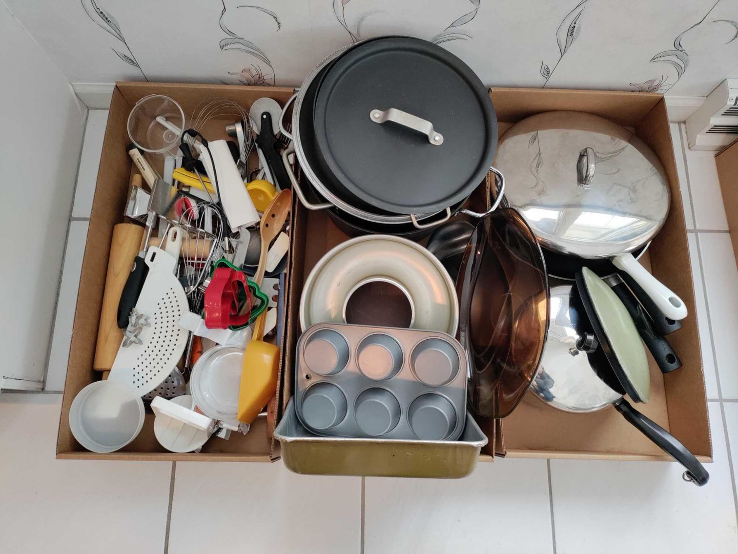 Image for Luxury Home Furnishings, Furniture, Glassware, Art, Collectibles, Appliances, Garage Items (Walnut Creek)