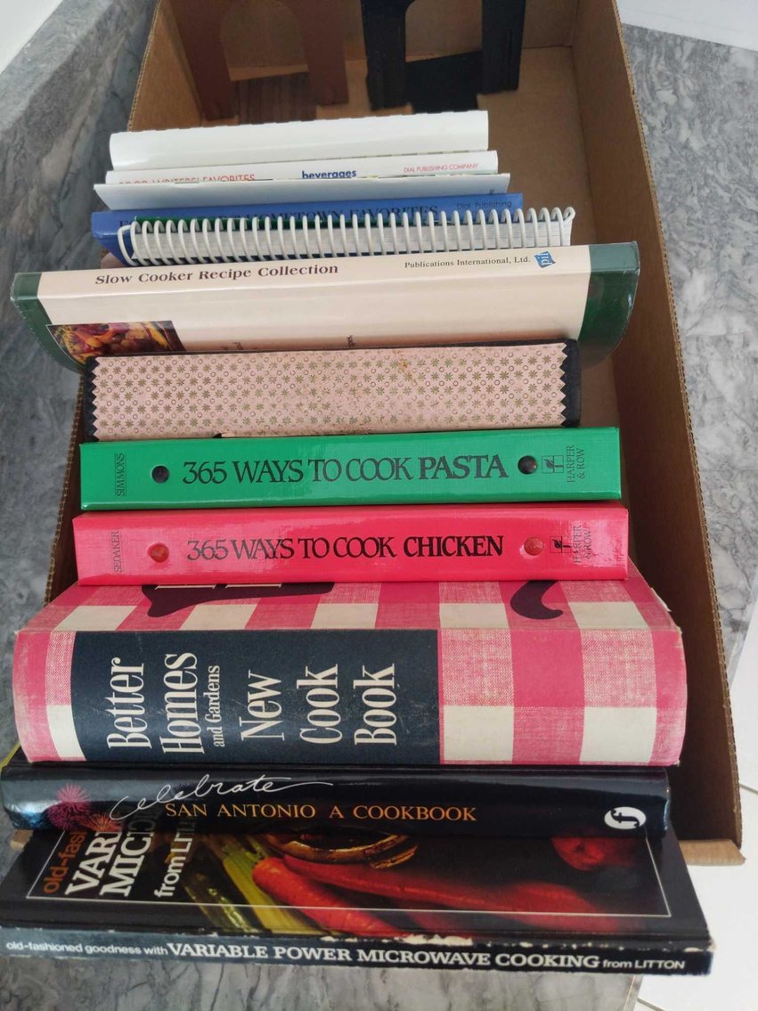 Image for Luxury Home Furnishings, Furniture, Glassware, Art, Collectibles, Appliances, Garage Items (Walnut Creek)