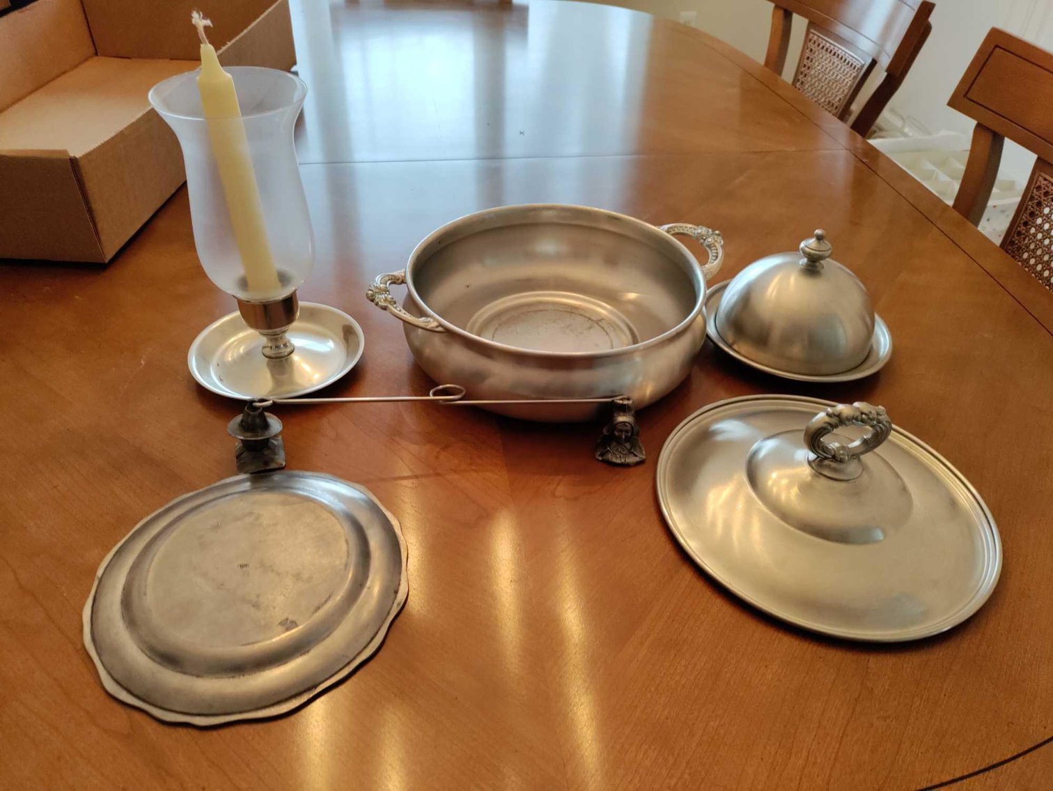 Image for Luxury Home Furnishings, Furniture, Glassware, Art, Collectibles, Appliances, Garage Items (Walnut Creek)