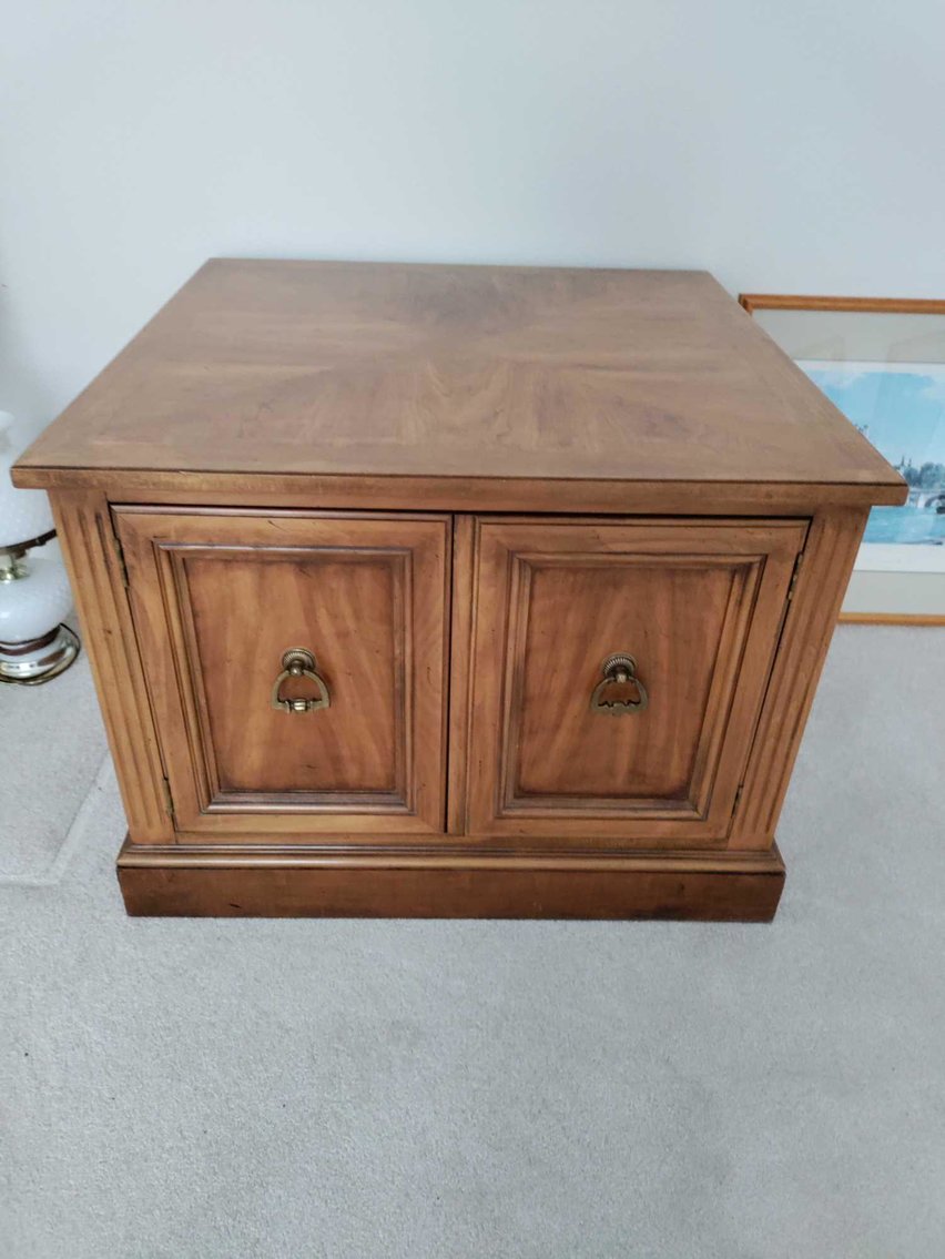 Image for Luxury Home Furnishings, Furniture, Glassware, Art, Collectibles, Appliances, Garage Items (Walnut Creek)