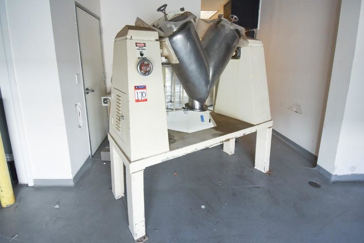 Image for ***SOLD*** MJK0972 6 Cubic Ft. V- Blender