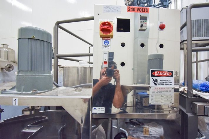 Image for ***SOLD*** MJK0990 100 Gallon Jacketed Tank set up with Agitation Motor