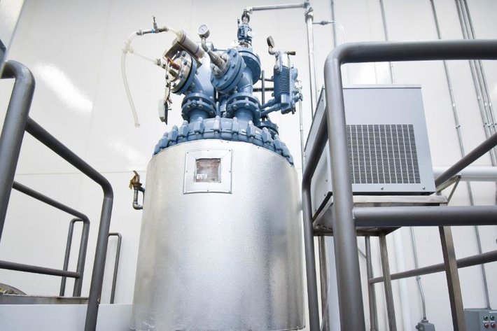 Image for MJK0993 Pfaudler RT 32-100 Explosion Proof Jacketed Reactor with Mezzanine