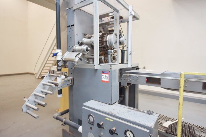 Image for MJK0998 EV 037 Eccentric Lap Slicer / Crimper Machine with Pick in Place