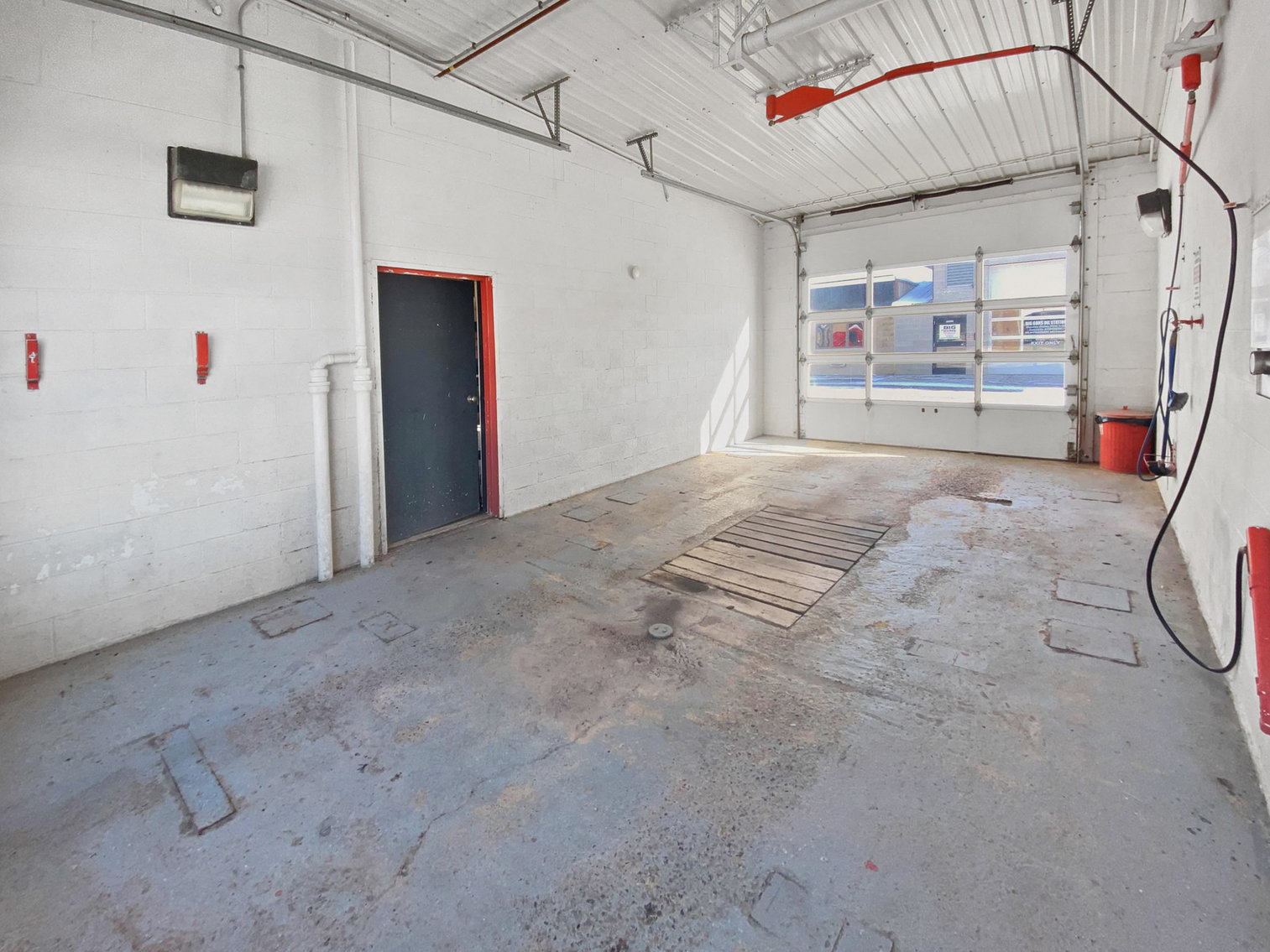 Image for COMMERCIAL REAL ESTATE AUCTION