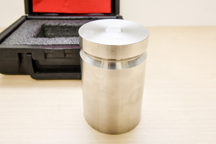 Image for ***SOLD*** MJK0738 Troemner Scale Calibration Weight 5kg