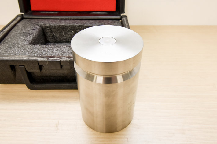 Image for ***SOLD*** MJK0739 Troemner Scale Calibration Weight 5kg