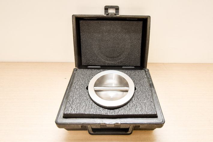 Image for ***SOLD*** MJK0741 Troemner Scale Calibration Weight 5kg